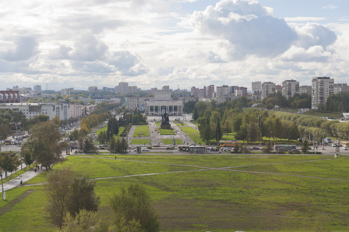 Эспланада пермь. Эспланада Пермский край. Парк Эспланада Пермь. Вид на эспланаду Пермь. Пермь Эспланада в 90.